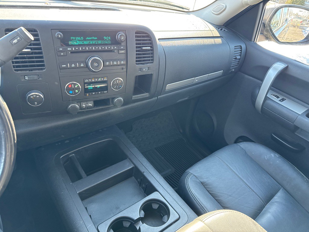 2009 GMC Sierra Image 16