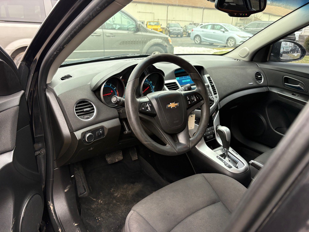 2015 Chevrolet Cruze Image 13