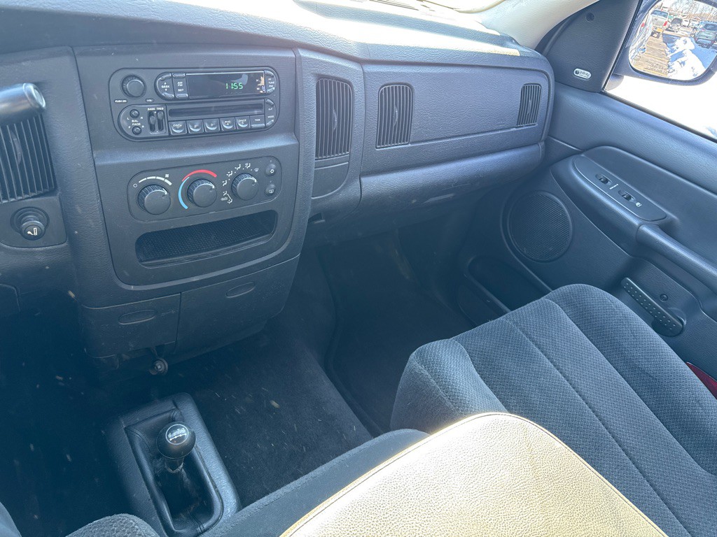 2002 Dodge Ram 1500 Image 15