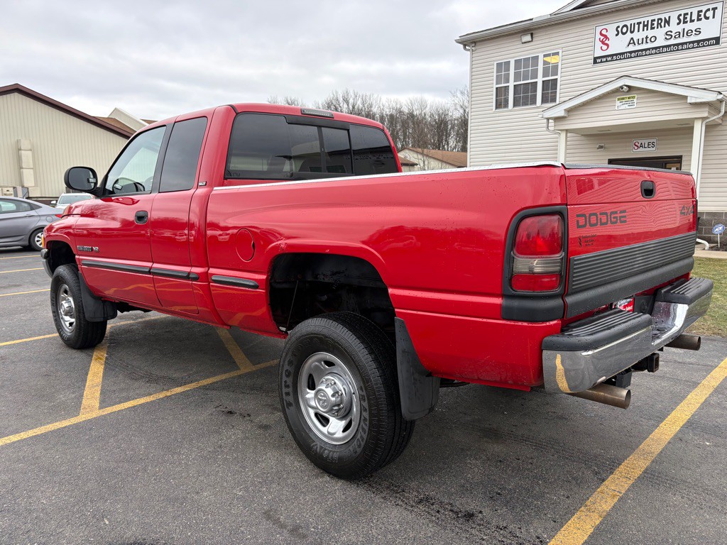 1999 Dodge Ram 2500 Image 9