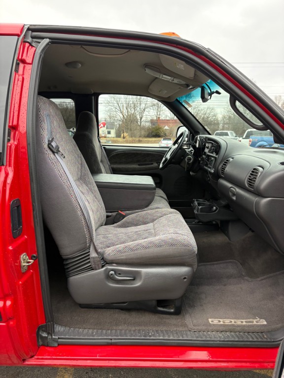 1999 Dodge Ram 2500 Image 12