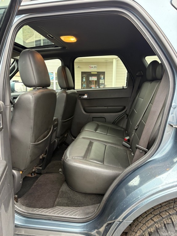 2010 Ford Escape Image 10