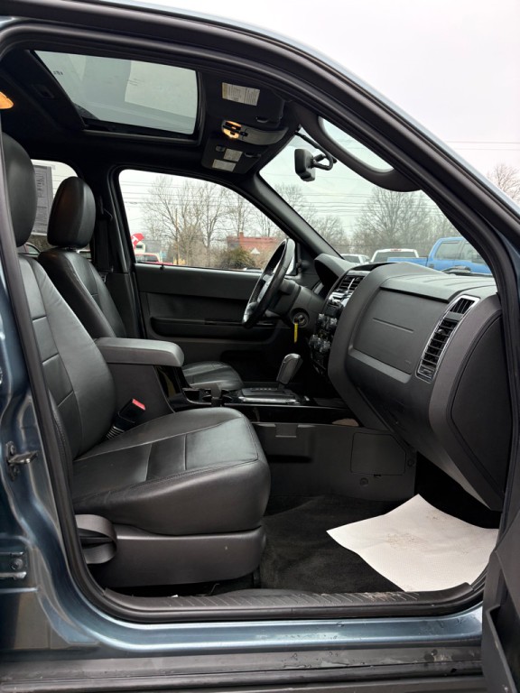2010 Ford Escape Image 11