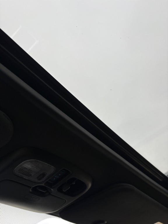 2010 Ford Escape Image 17