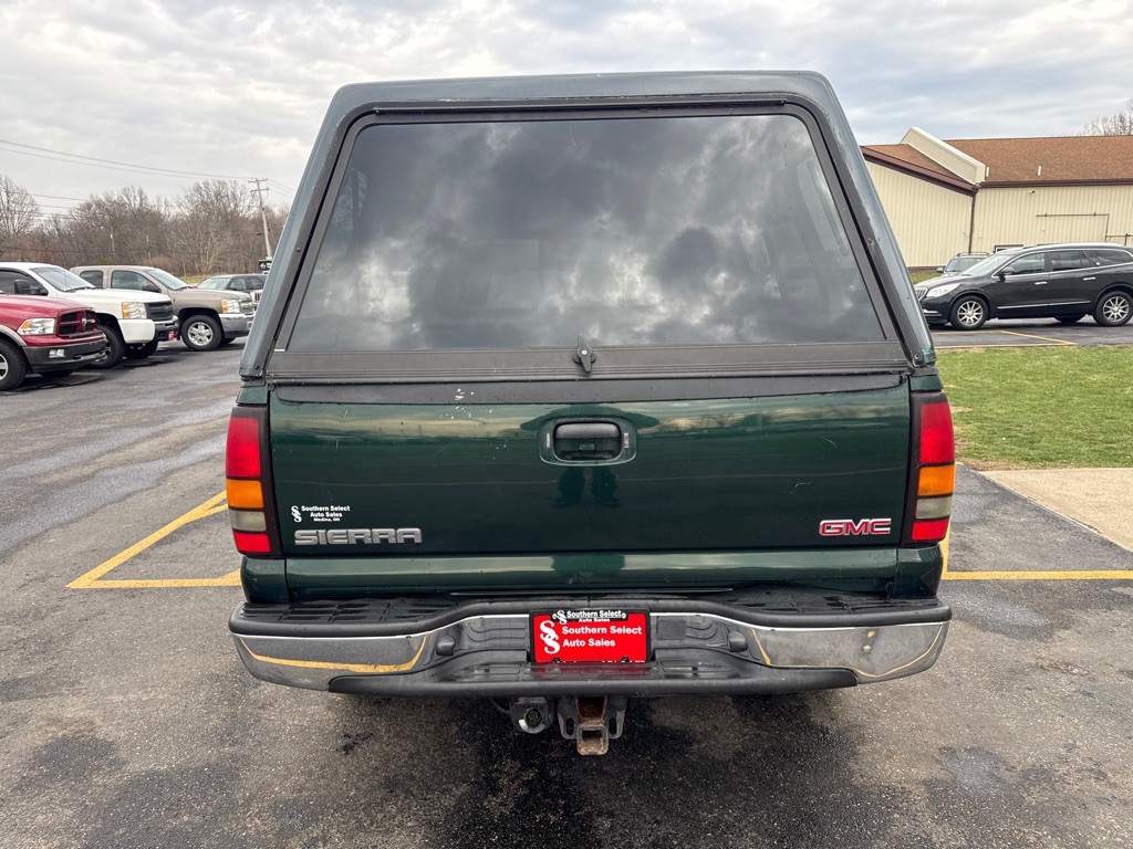 2005 GMC Sierra Image 7