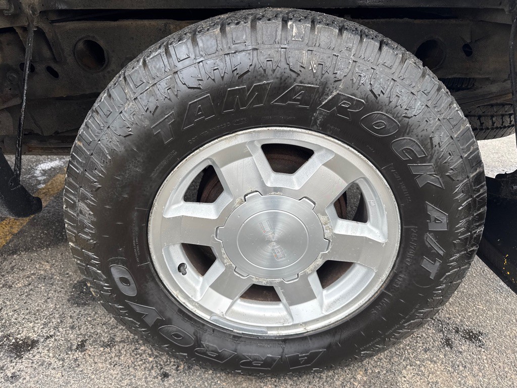 2005 GMC Sierra Image 9