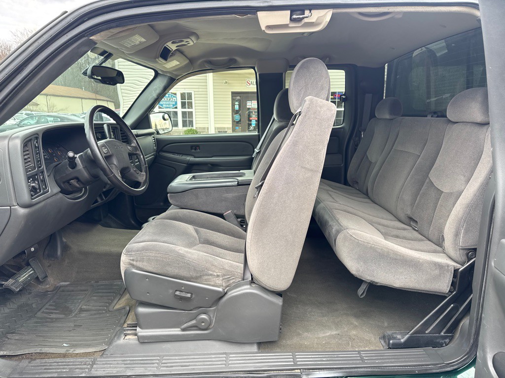 2005 GMC Sierra Image 11