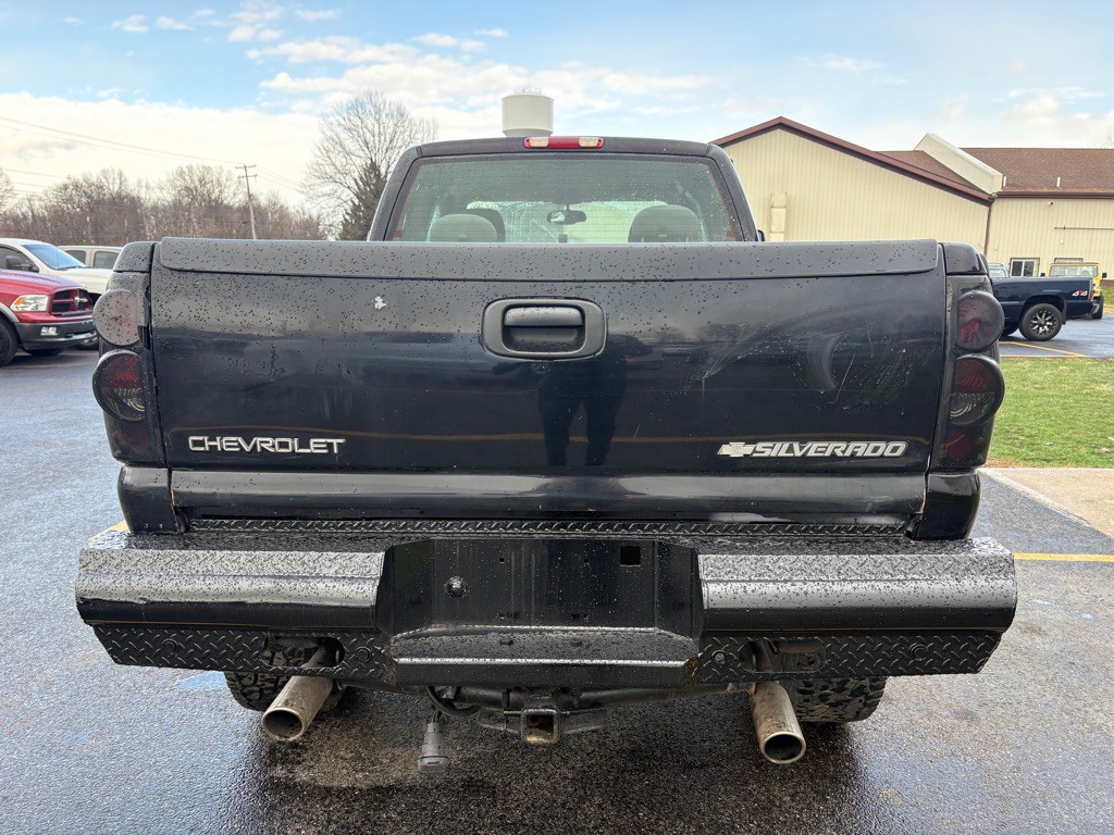 2004 Chevrolet Silverado 1500 Image 7