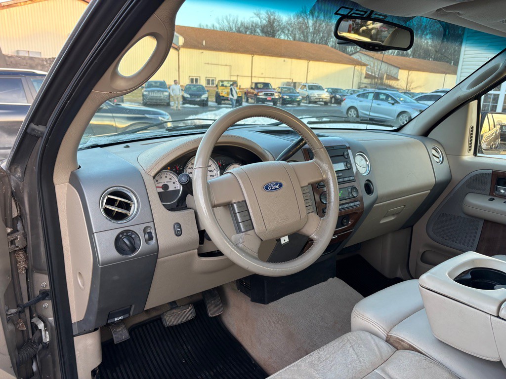 2004 Ford F-150 Image 13