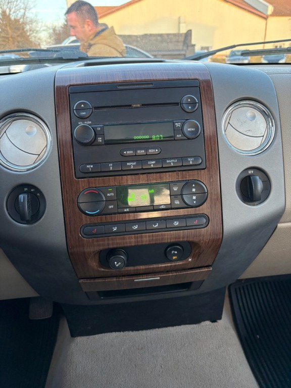 2004 Ford F-150 Image 15