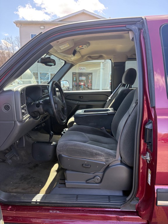 2005 Chevrolet Silverado 1500 Image 9