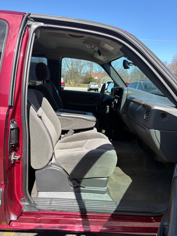 2005 Chevrolet Silverado 1500 Image 11