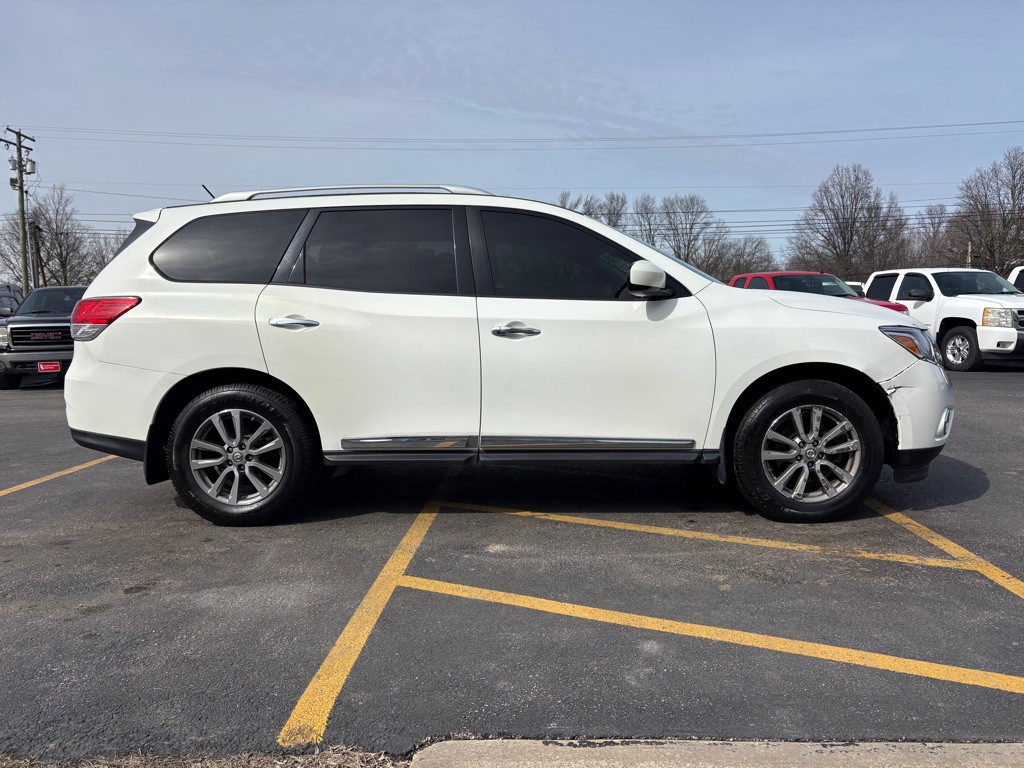 2013 Nissan Pathfinder Image 5