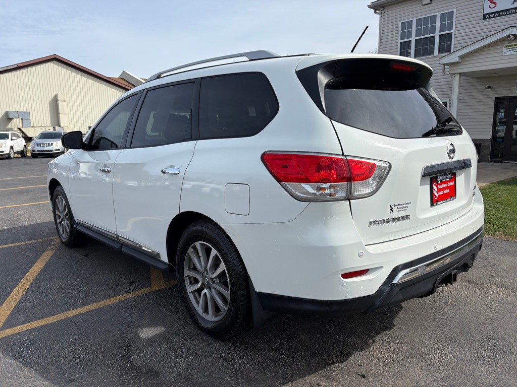 2013 Nissan Pathfinder Image 8