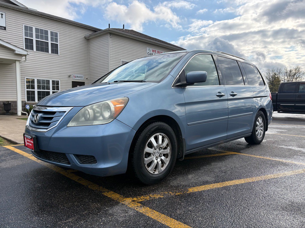 2010 Honda Odyssey Image 2