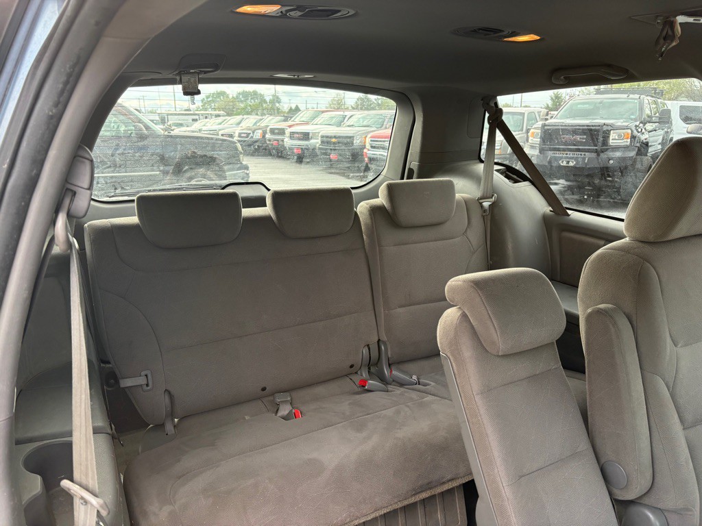 2010 Honda Odyssey Image 12