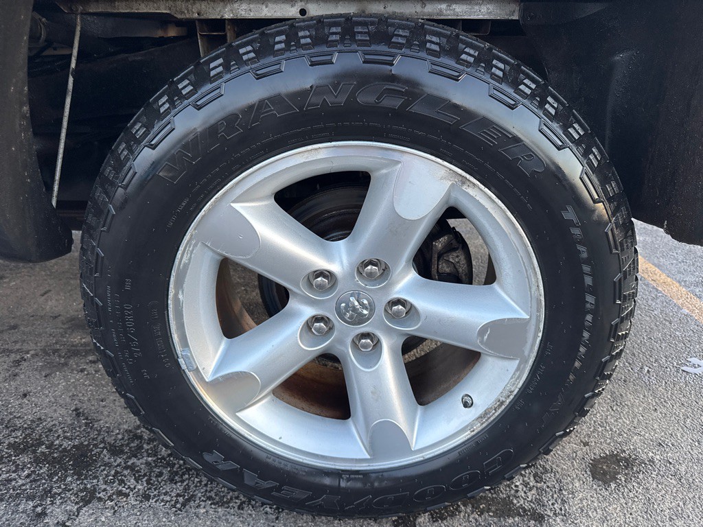 2008 Dodge Ram 1500 Image 9