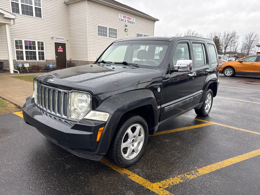 2011 Jeep Liberty Image 2