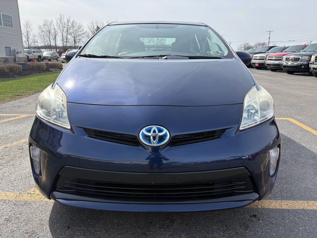 2014 Toyota Prius Image 3