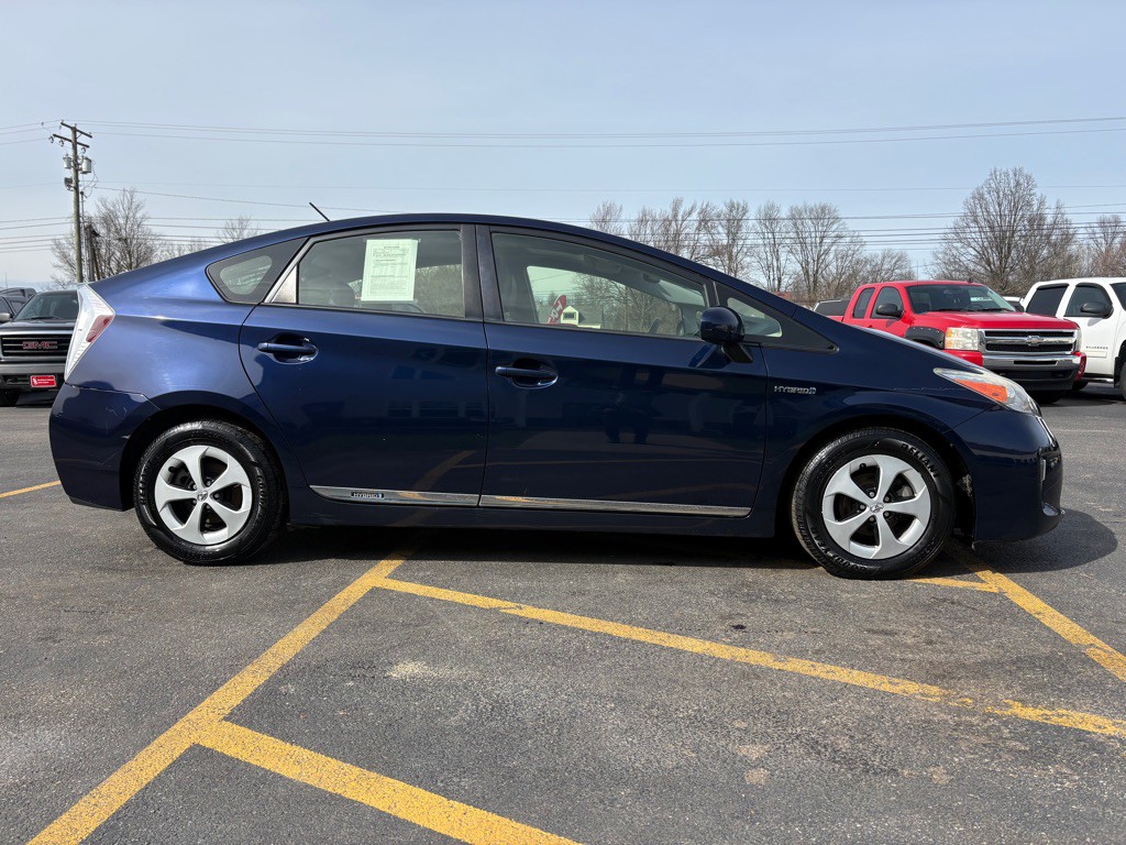 2014 Toyota Prius Image 5