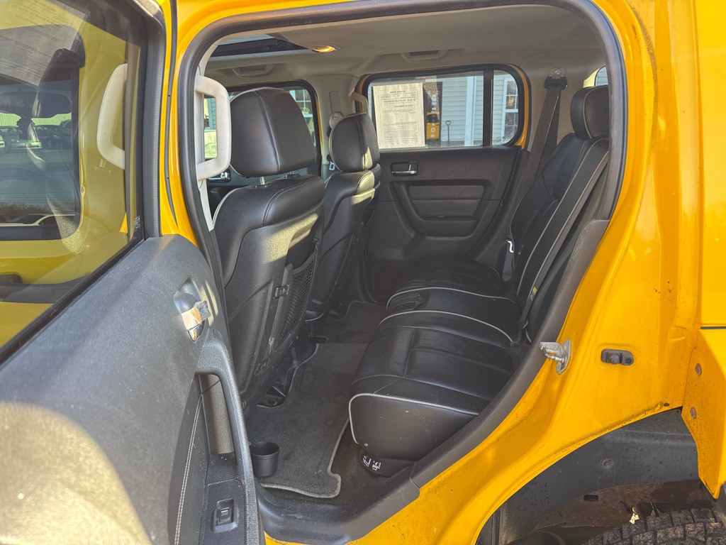 2007 HUMMER H3 Image 11