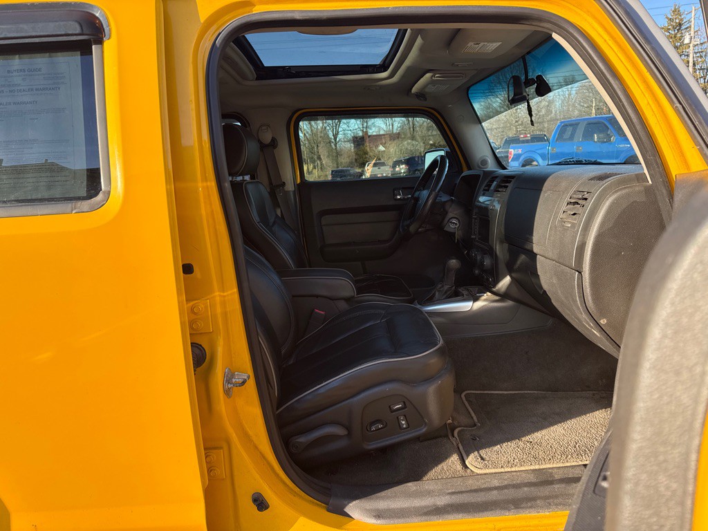 2007 HUMMER H3 Image 12