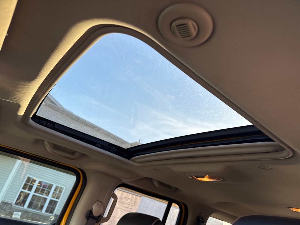 2007 HUMMER H3 Image 16