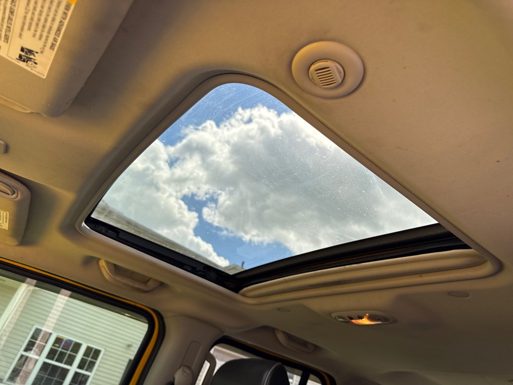 2007 HUMMER H3 Image 16