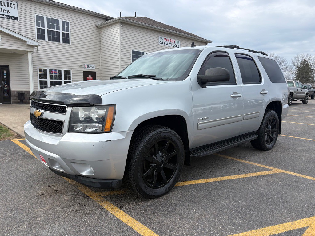 2013 Chevrolet Tahoe Image 2