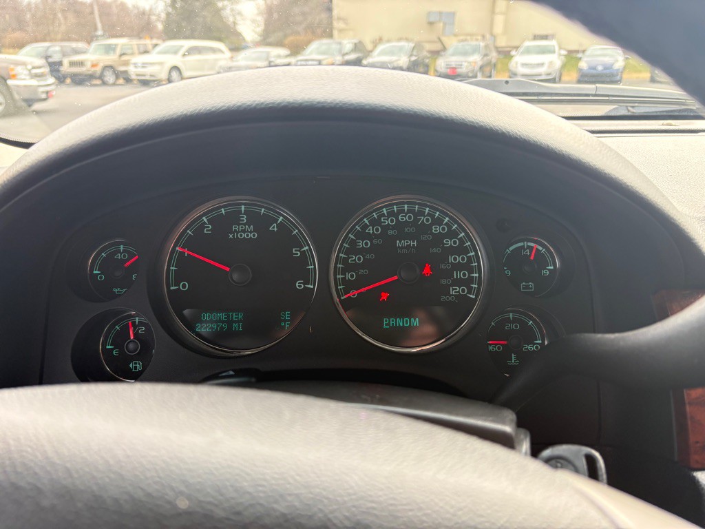 2013 Chevrolet Tahoe Image 16