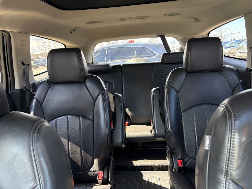 2013 Buick Enclave Image 18