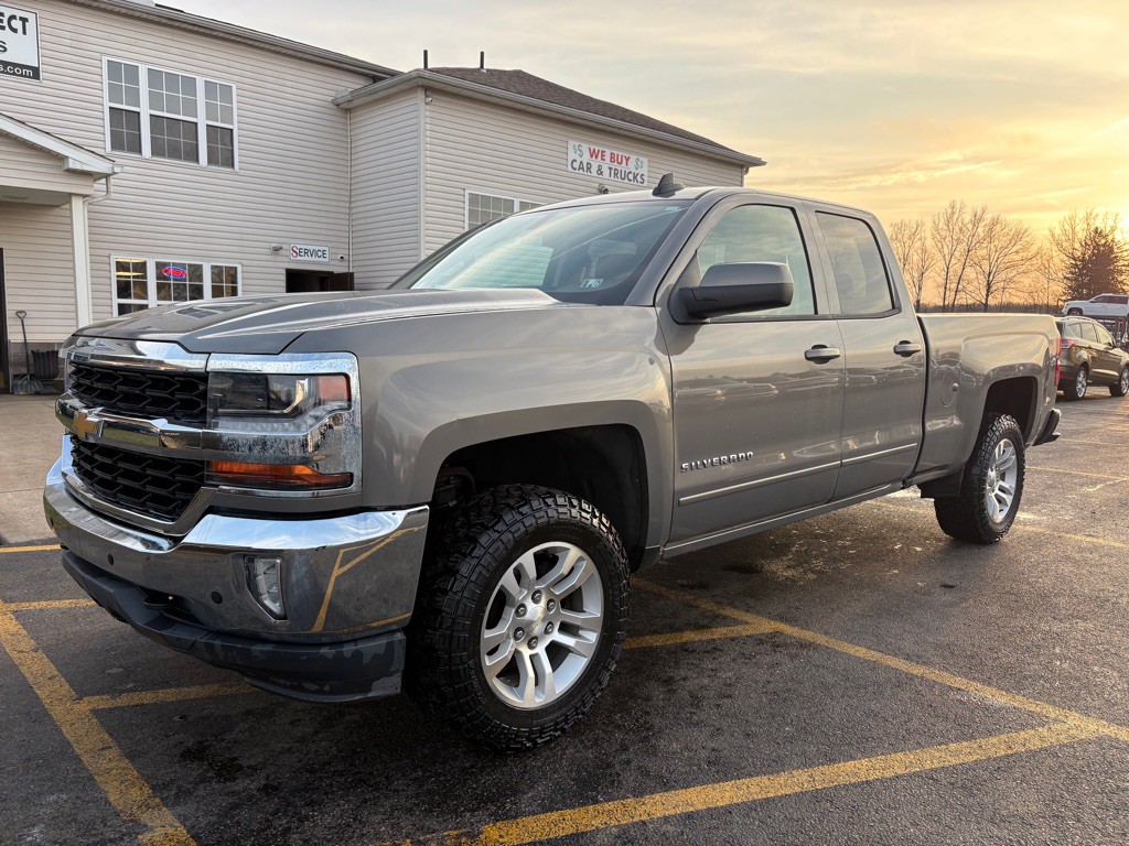 2017 Chevrolet Silverado 1500 Image 2