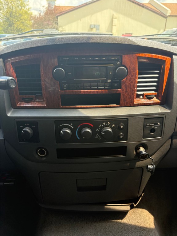2006 Dodge Ram 1500 Image 14