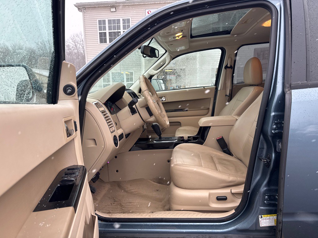 2012 Ford Escape Image 9