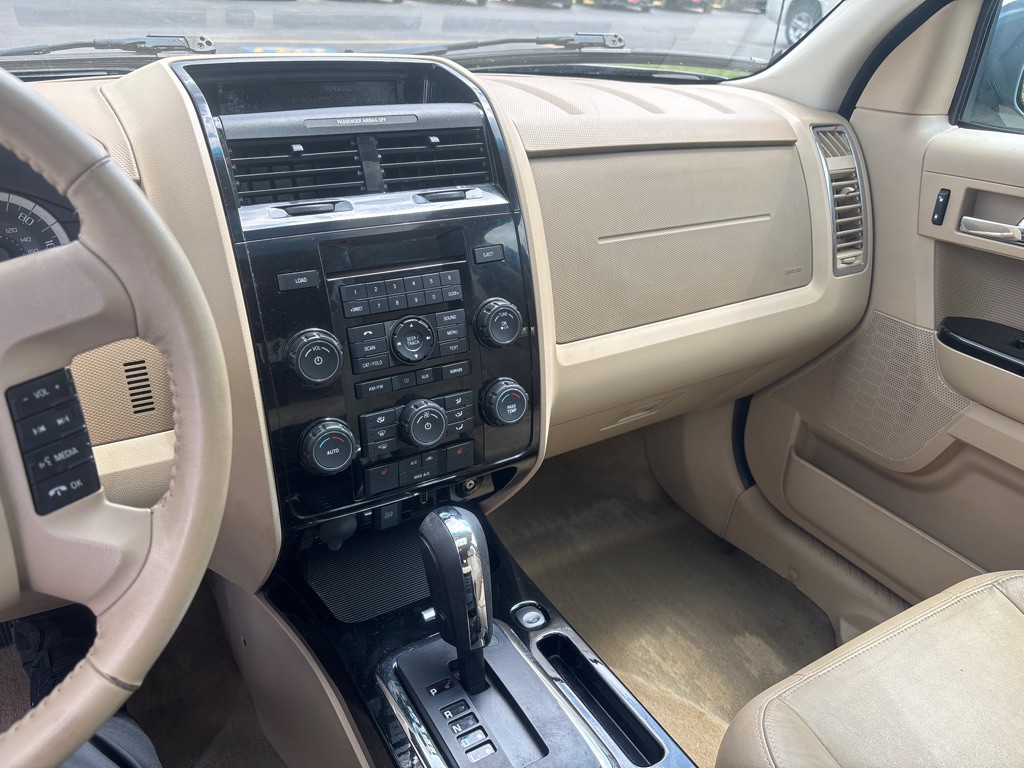 2012 Ford Escape Image 16