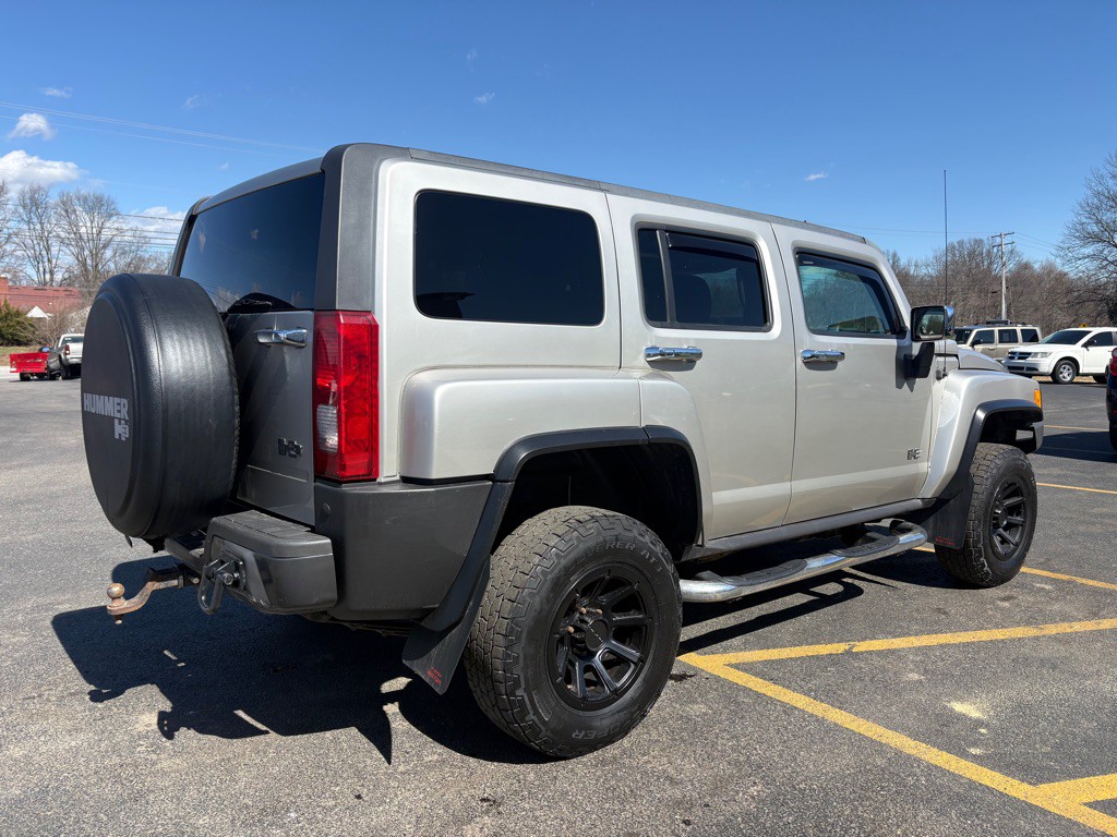 2008 HUMMER H3 Image 6