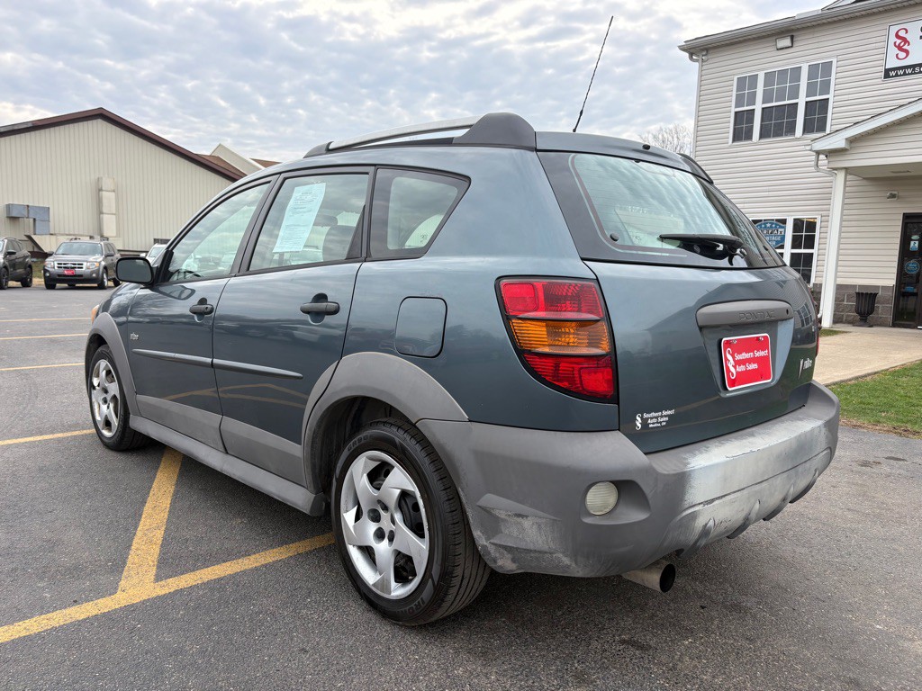 2008 Pontiac Vibe Image 8