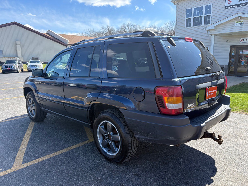 2004 Jeep Grand Cherokee Image 8