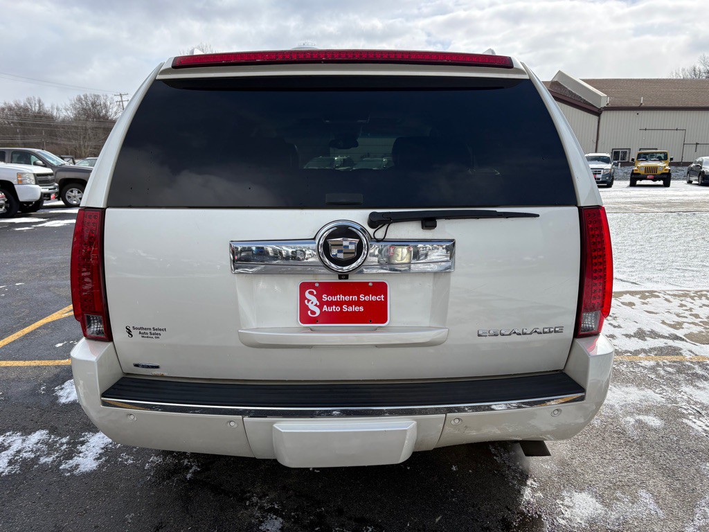 2007 Cadillac Escalade Image 7