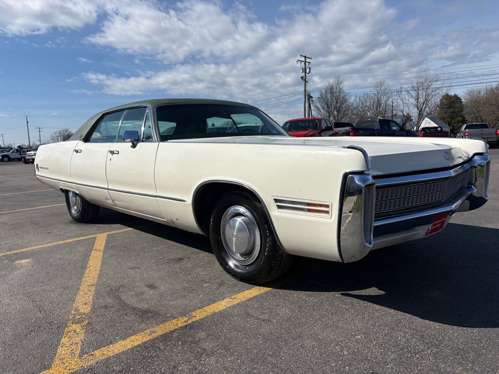 1972 Chrysler Imperial Image 4