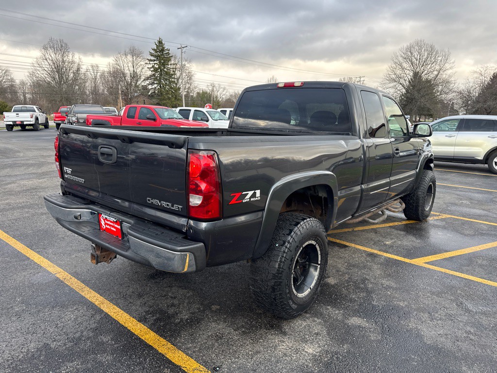 2004 Chevrolet Silverado 1500 Image 6