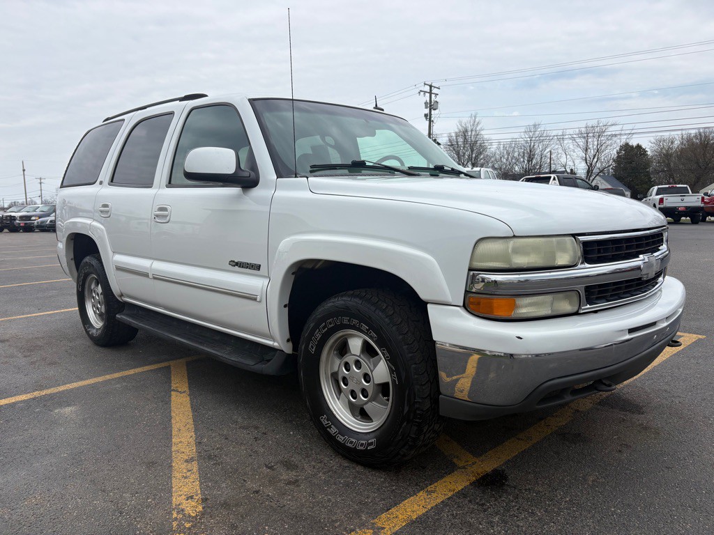 2002 Chevrolet Tahoe Image 4