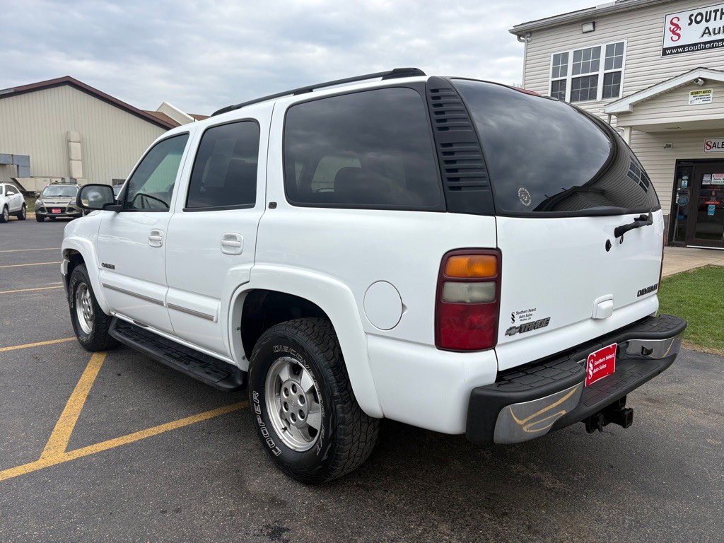 2002 Chevrolet Tahoe Image 8