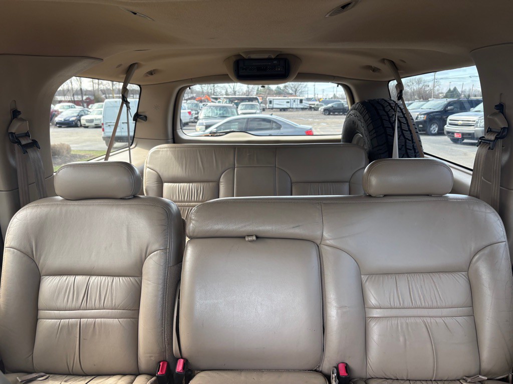 2001 Ford Excursion Image 18