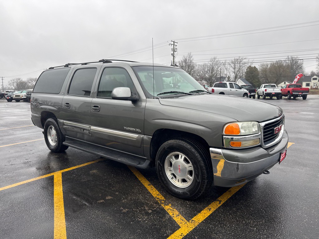 2002 GMC Yukon Image 4