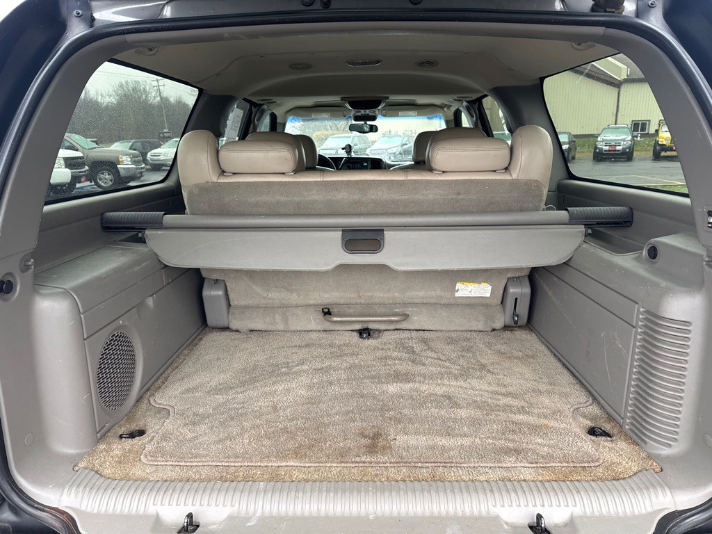 2002 GMC Yukon Image 14