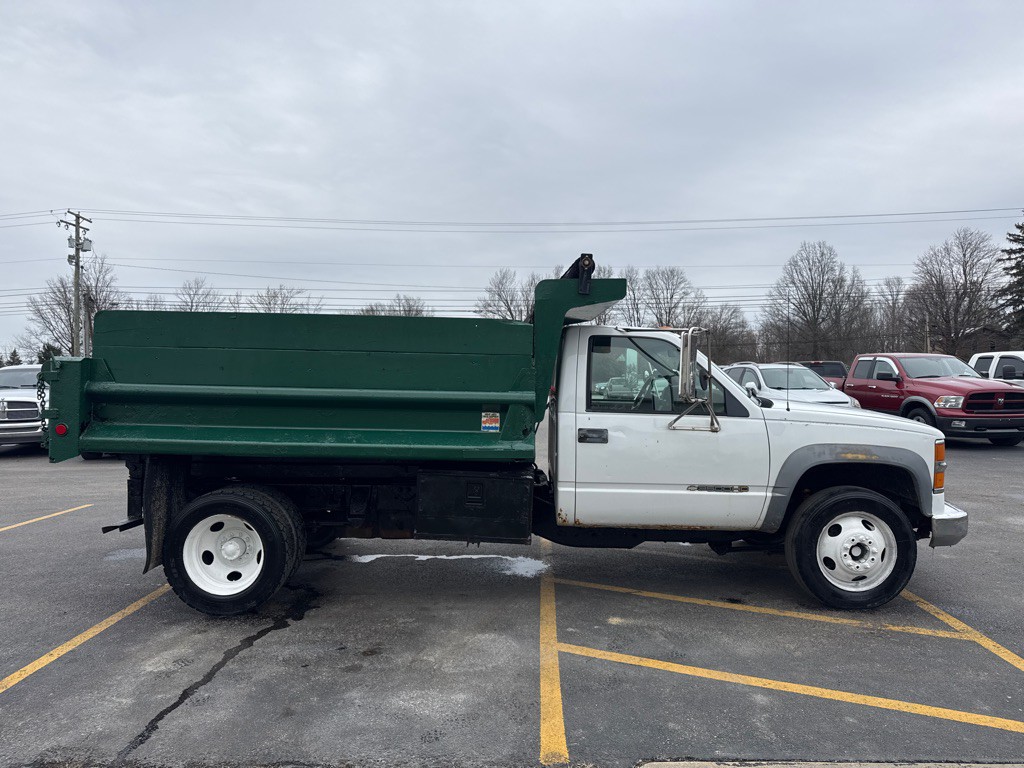 1999 Chevrolet C/K Image 5