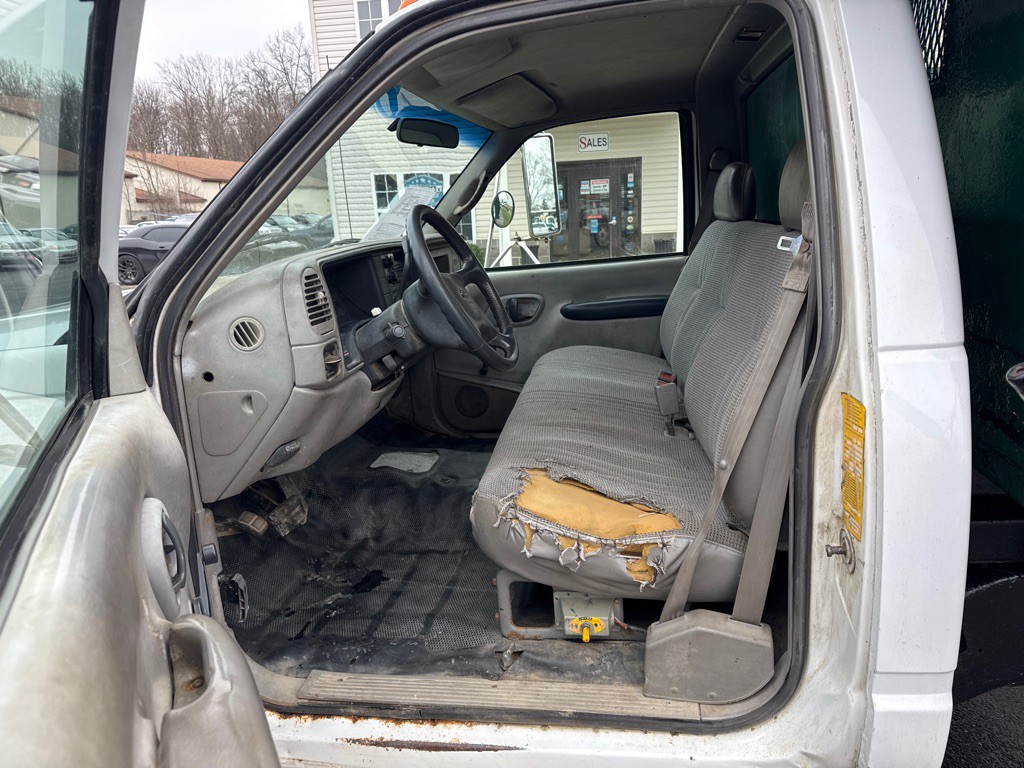 1999 Chevrolet C/K Image 10