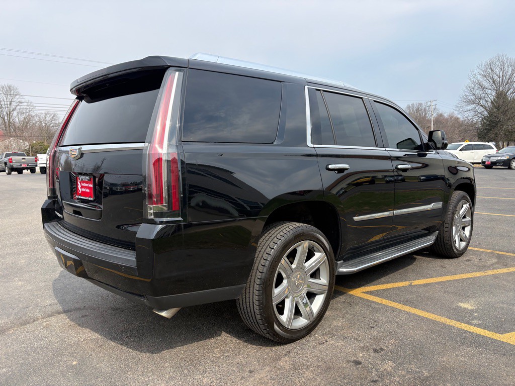2016 Cadillac Escalade Image 6