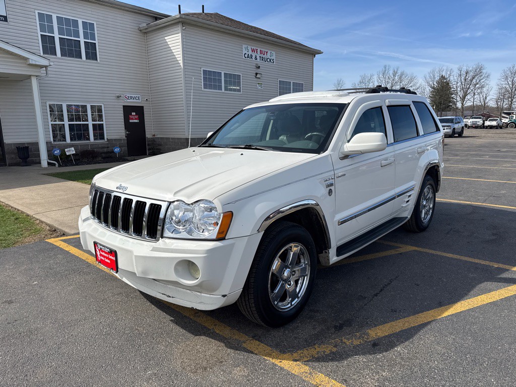 2005 Jeep Grand Cherokee Image 2